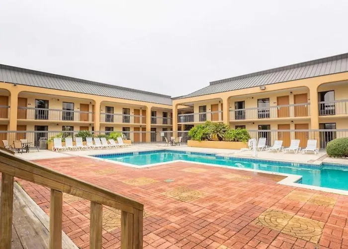 Oyo Hotel Baton Rouge Mid City
