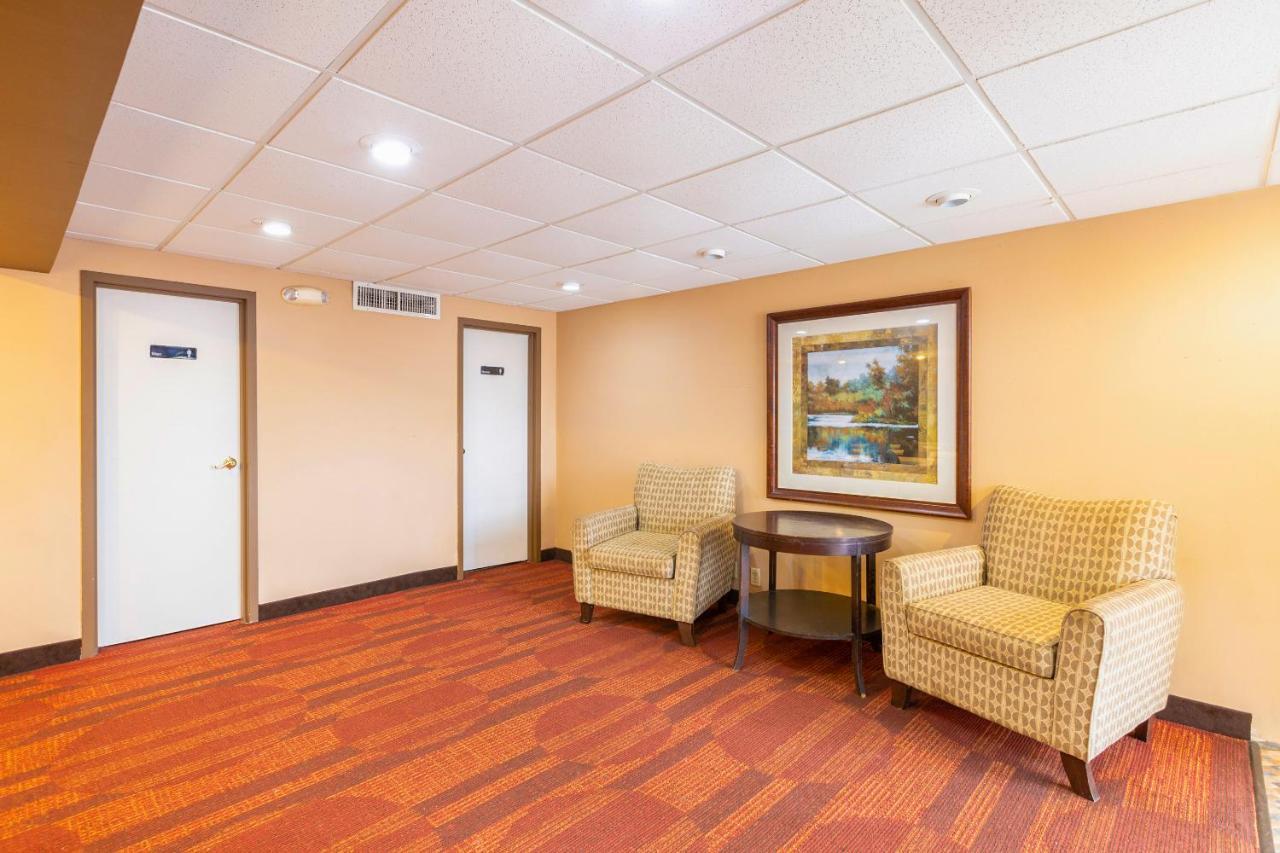 Oyo Mid Hotel Baton Rouge
