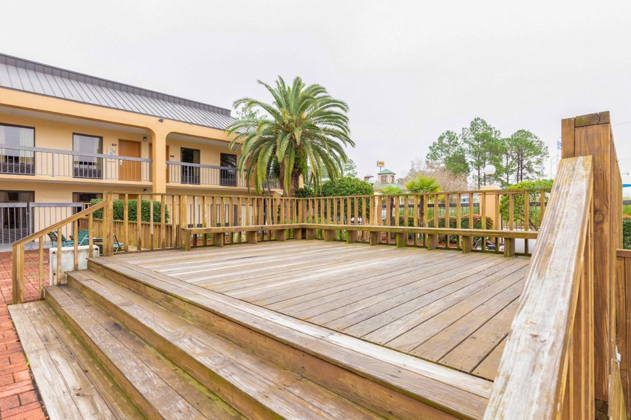 Hotel Oyo Mid Baton Rouge