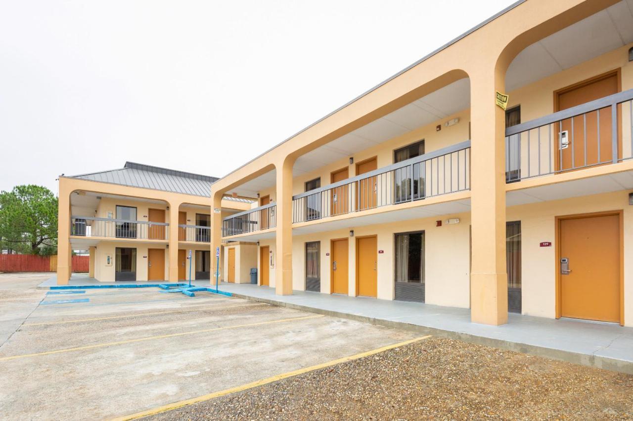 Hotel Oyo Mid