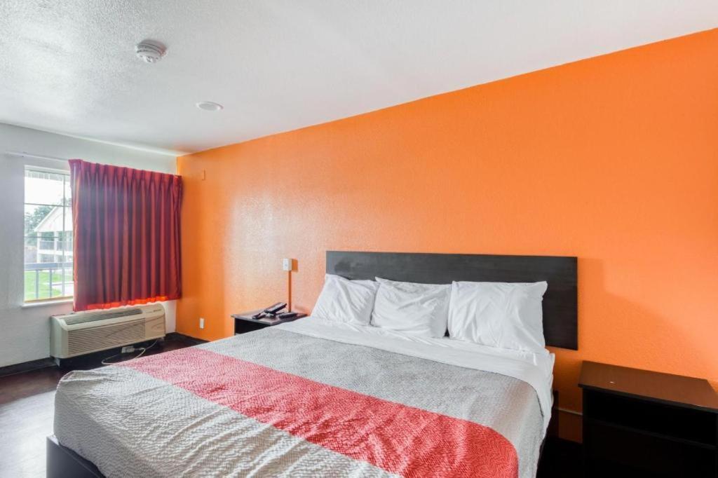 Hotel Oyo Mid