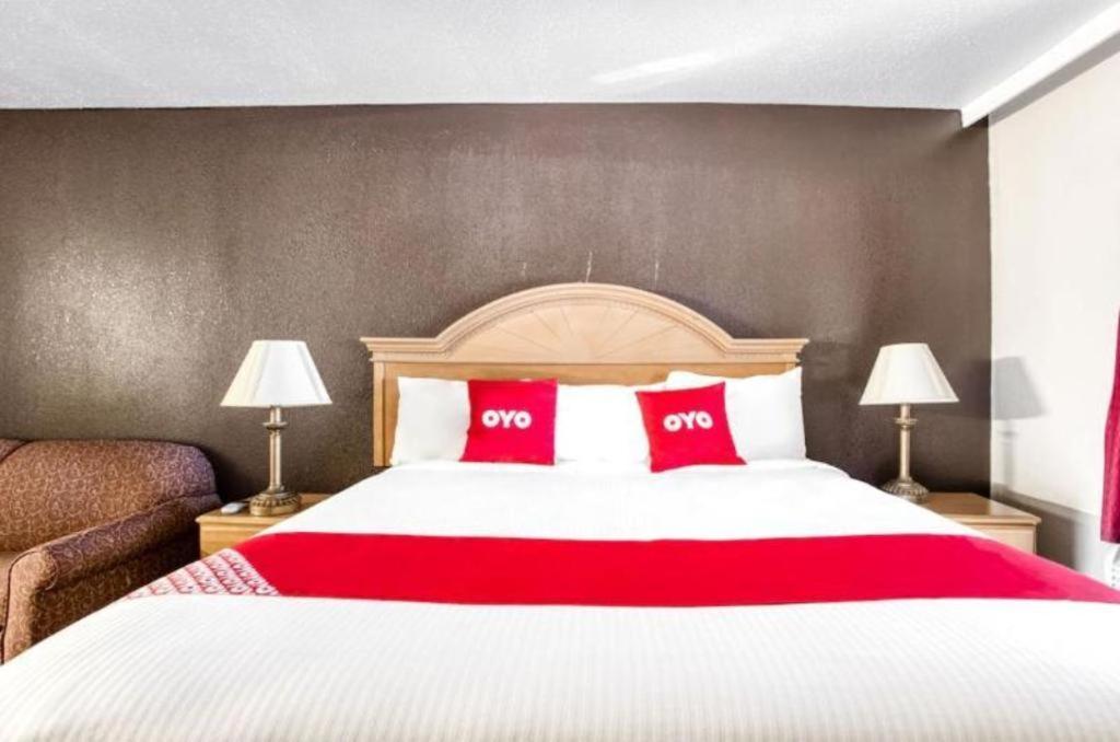 Oyo Mid Hotel